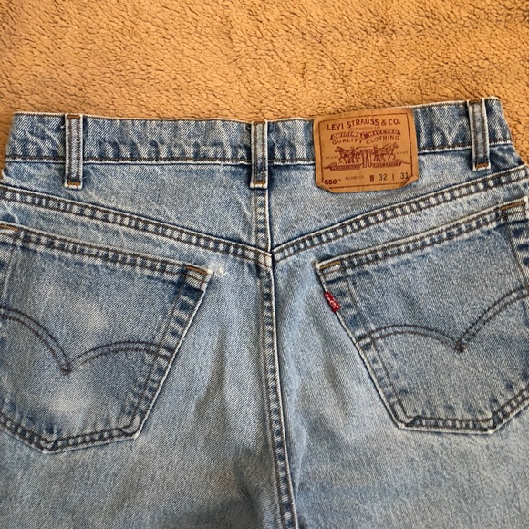 Levi’s 550 Jeans - Picture 3 of 4
